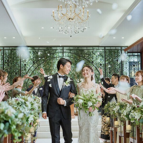 《土曜BIG》木の温もりチャペル×ドレス見学♪【最大80万特典】