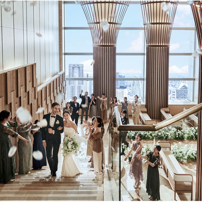 <グランドオープン>圧巻の眺望&大聖堂!黒毛和牛4万コース試食