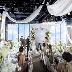 【ウェディングニュース限定の豪華特典も用意】初見学にお勧め◎緑溢れるチャペルや貸切ができるパーティ会場など全館見学ツアー×デザート試食×1stステップ相談会で見積もりや特典などについて詳しく知れる《安心》フェア