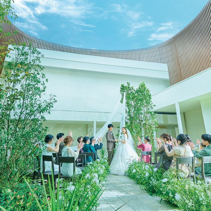 OPEN記念【最大180万★豪華7大特典付】自然彩る森チャペル見学&絶品3万コース試食*アマギフ1万円付