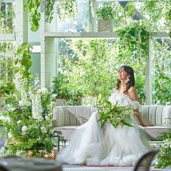 《最旬ドレス×豪華7大特典》初見学ならコレ!熊本イチ新しい会場&森チャペル見学*贅沢コース0円試食