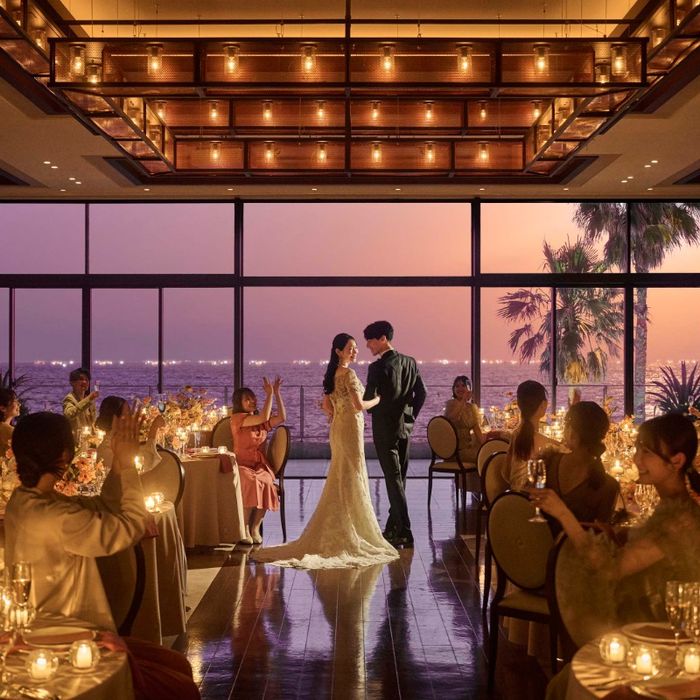 《OPEN記念*超得150万優待!》海×光煌めく感動挙式*新作ドレス×New演出♪