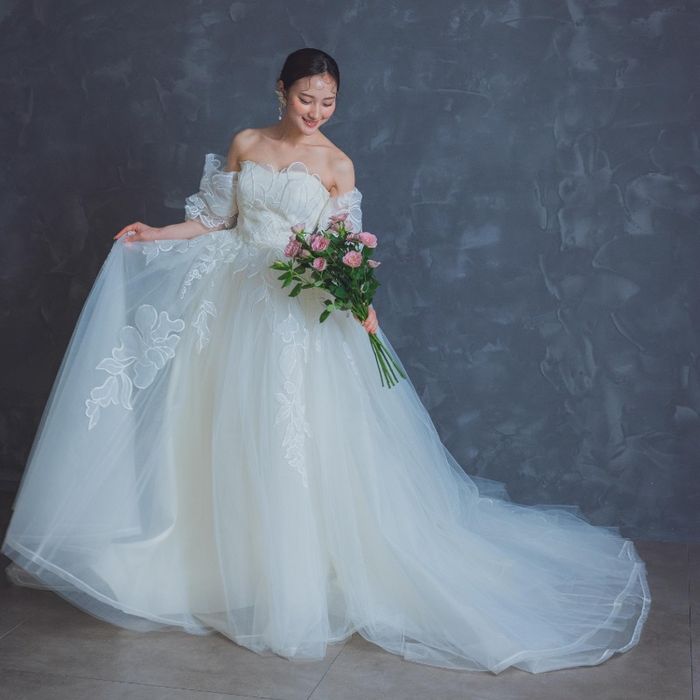 *新作&トレンド*1万点以上のアイテムから選べるこだわり衣裳