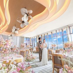 月曜限定【駅すぐ◎贅沢時間を満喫】和牛試食★新作ドレス試着<<組数限定>