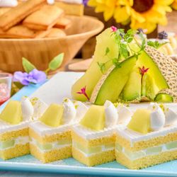 【美食体験】贅沢ホテルビュッフェ付き*ガーデンチャペル見学