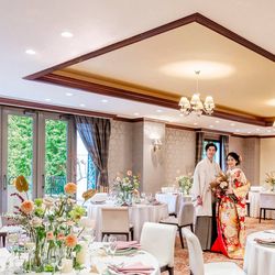 【初見学の方◆宿泊付100万特典】衣裳見学&婚礼試食&見積相談