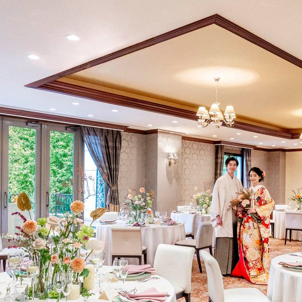 【初見学の方◆宿泊付100万特典】衣裳見学&婚礼試食&見積相談