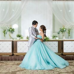 【日曜限定】ドレス試着×あこがれ花嫁体験&レストランペアチケットプレゼント!