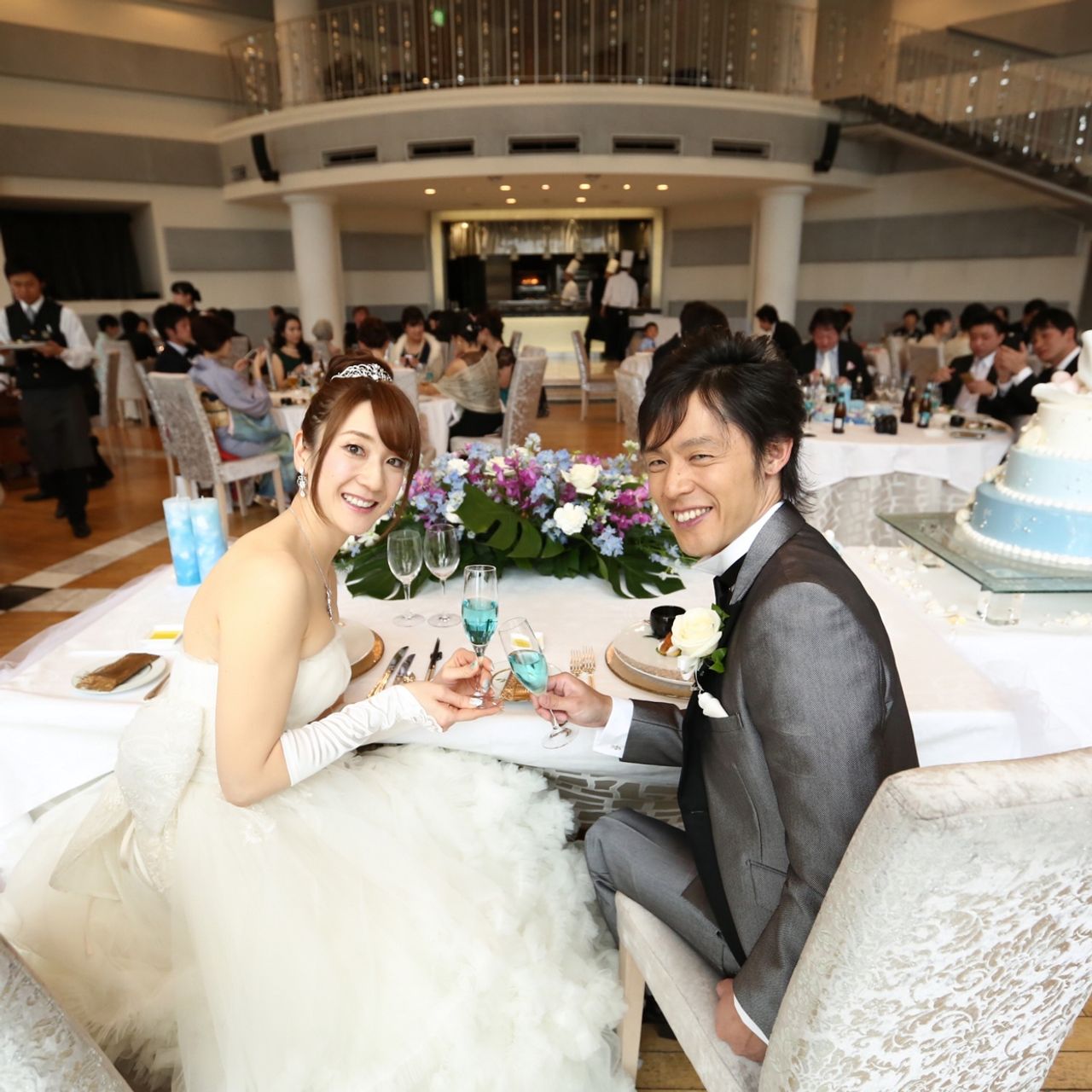 披露宴パーティのカバー写真