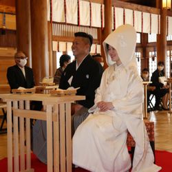 北海道神宮で挙げたfururun_0619wdさんの結婚披露宴・挙式カバー写真1枚目