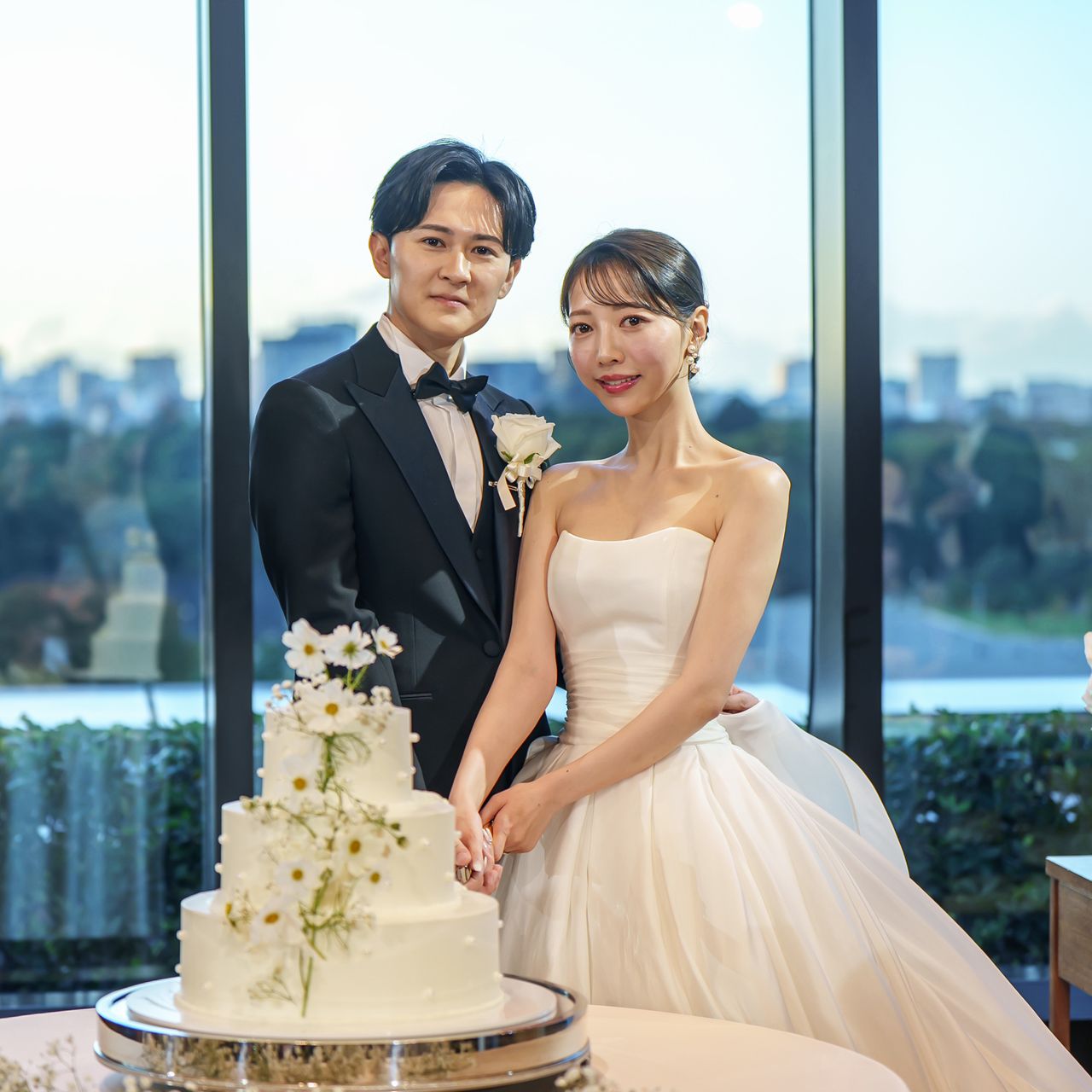 披露宴パーティのカバー写真