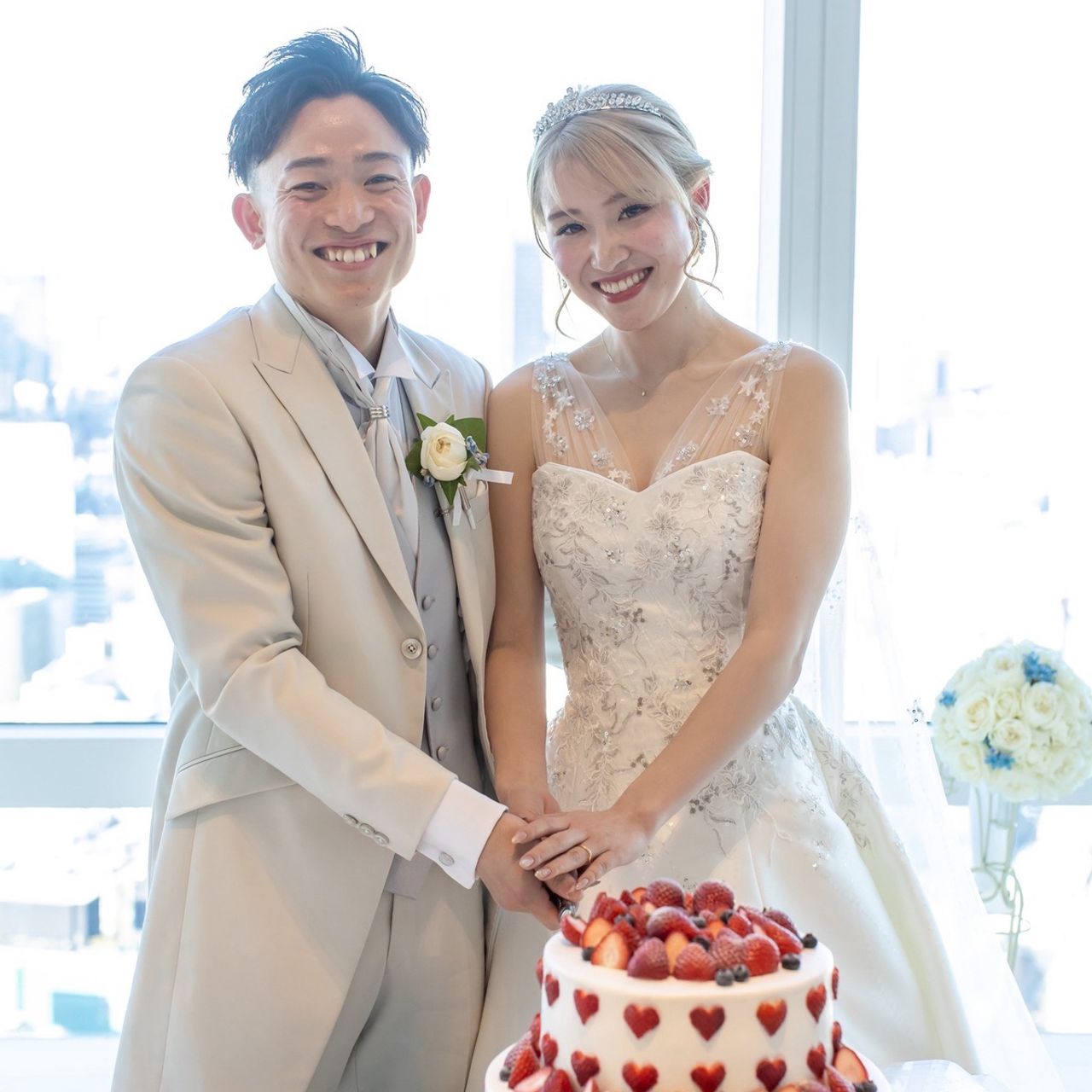 披露宴パーティのカバー写真