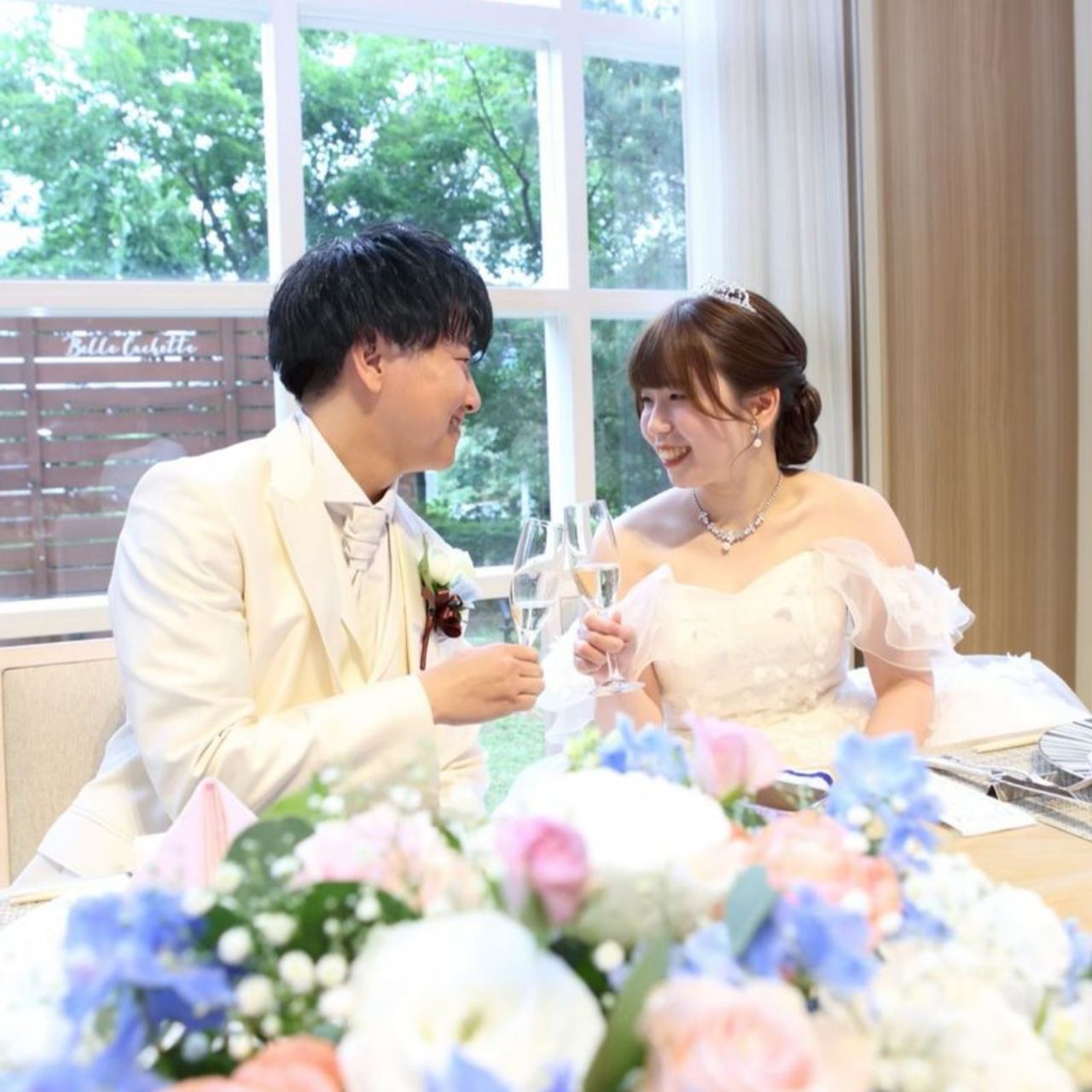 披露宴パーティのカバー写真