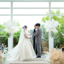 mariko_.wedding._さんの披露宴・挙式カバー写真