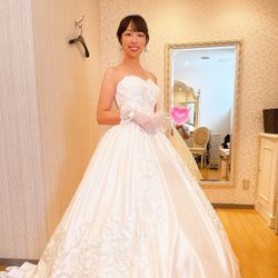 マナミさんの披露宴・挙式カバー写真