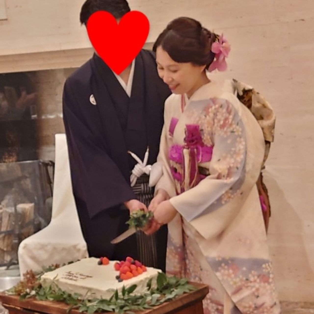 披露宴パーティのカバー写真