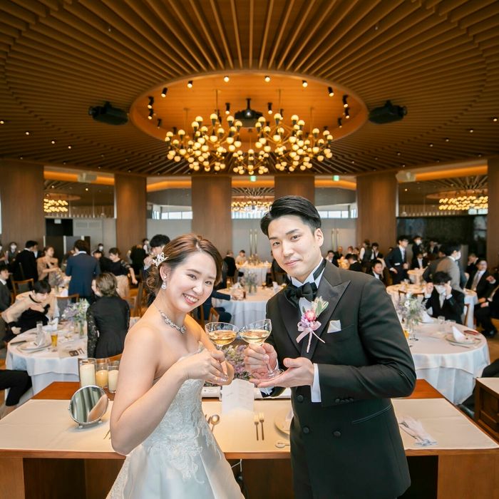 ノートルダム大阪ONEで挙げた0202na_ke0403さんの結婚披露宴・挙式カバー写真0枚目