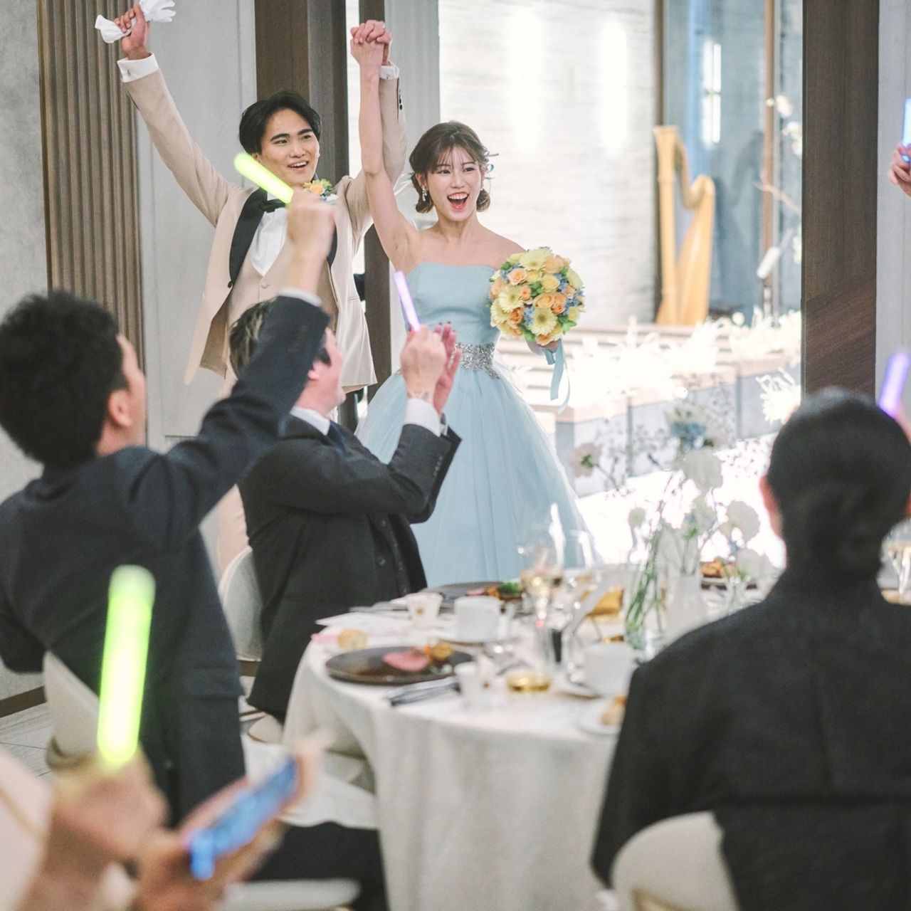 披露宴パーティのカバー写真