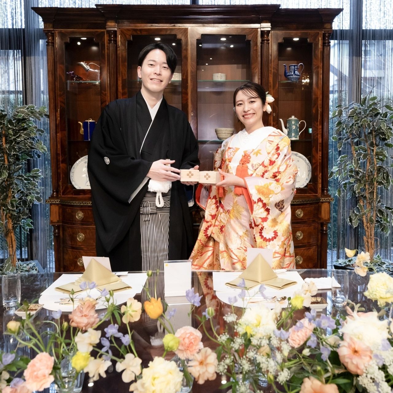 披露宴パーティのカバー写真