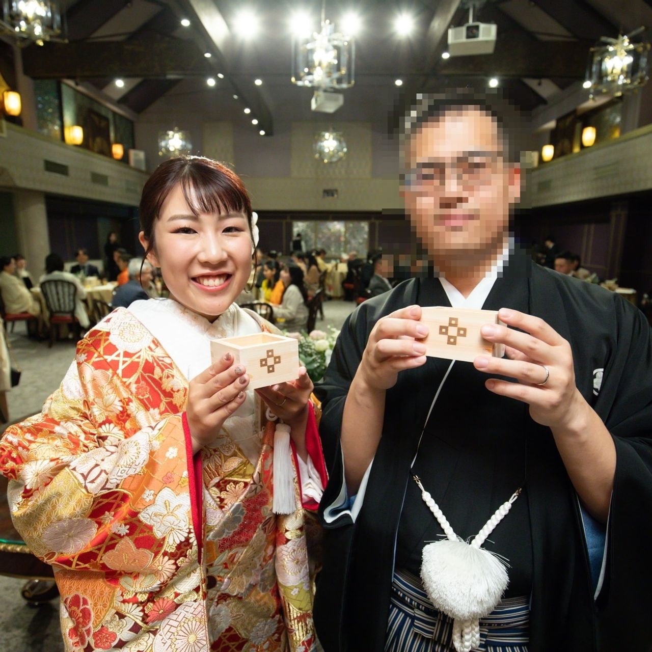 披露宴パーティのカバー写真