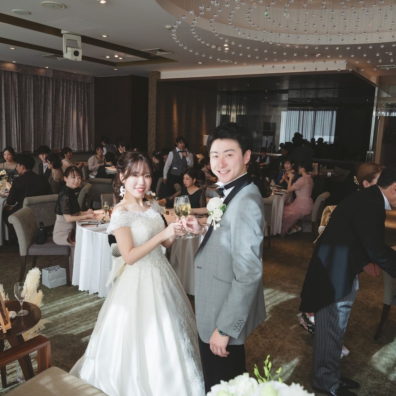 披露宴パーティのカバー写真