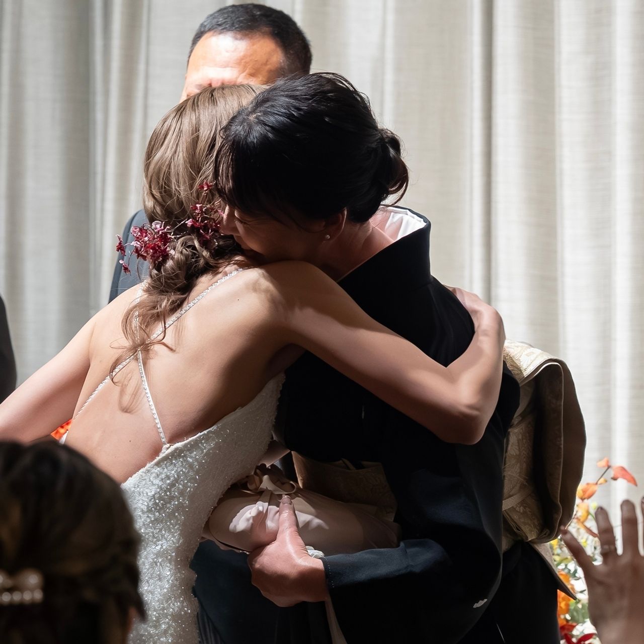 披露宴パーティのカバー写真