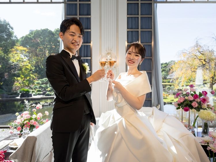 yuri11wedさんのカバー画像