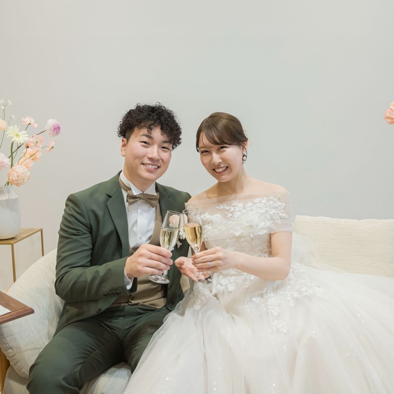 披露宴パーティのカバー写真