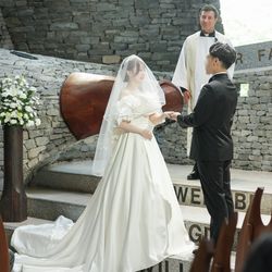 星野リゾート 軽井沢ホテルブレストンコートで挙げたbiyounurse.yuiさんの結婚披露宴・挙式カバー写真1枚目