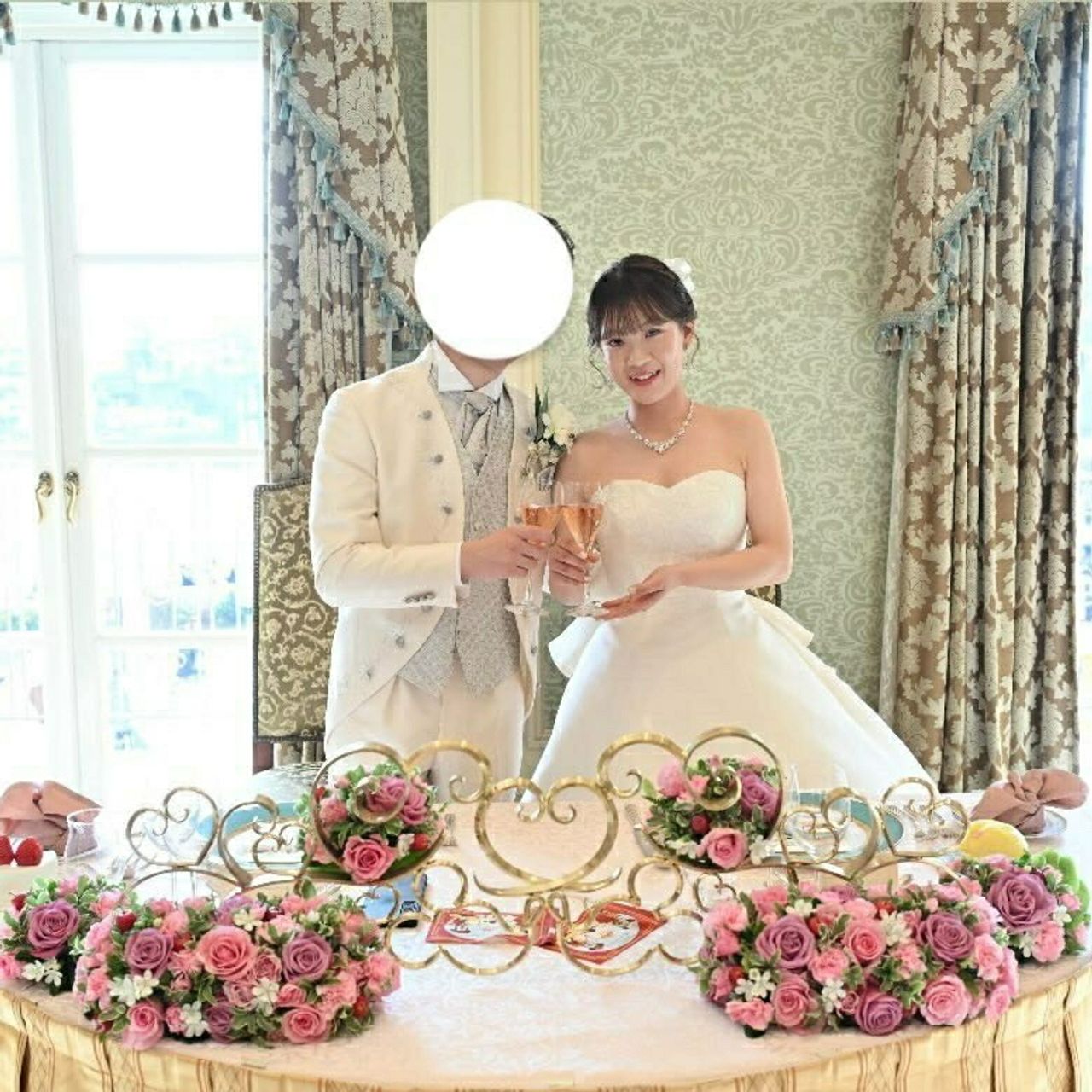 披露宴パーティのカバー写真