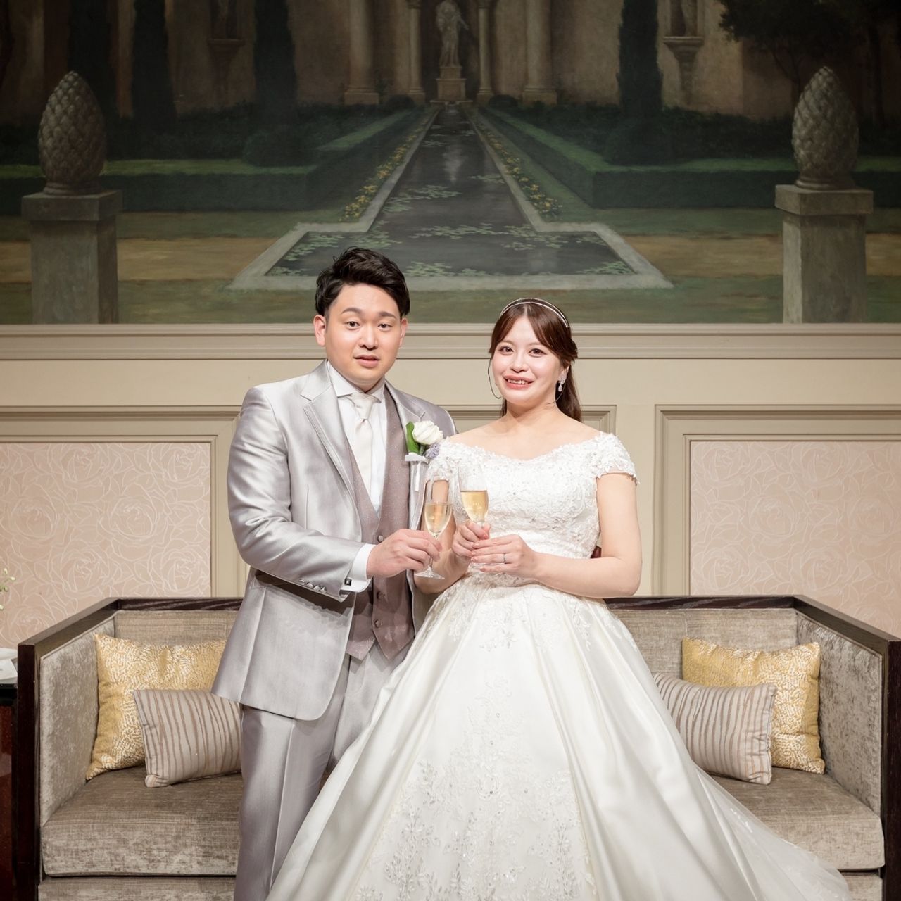 披露宴パーティのカバー写真