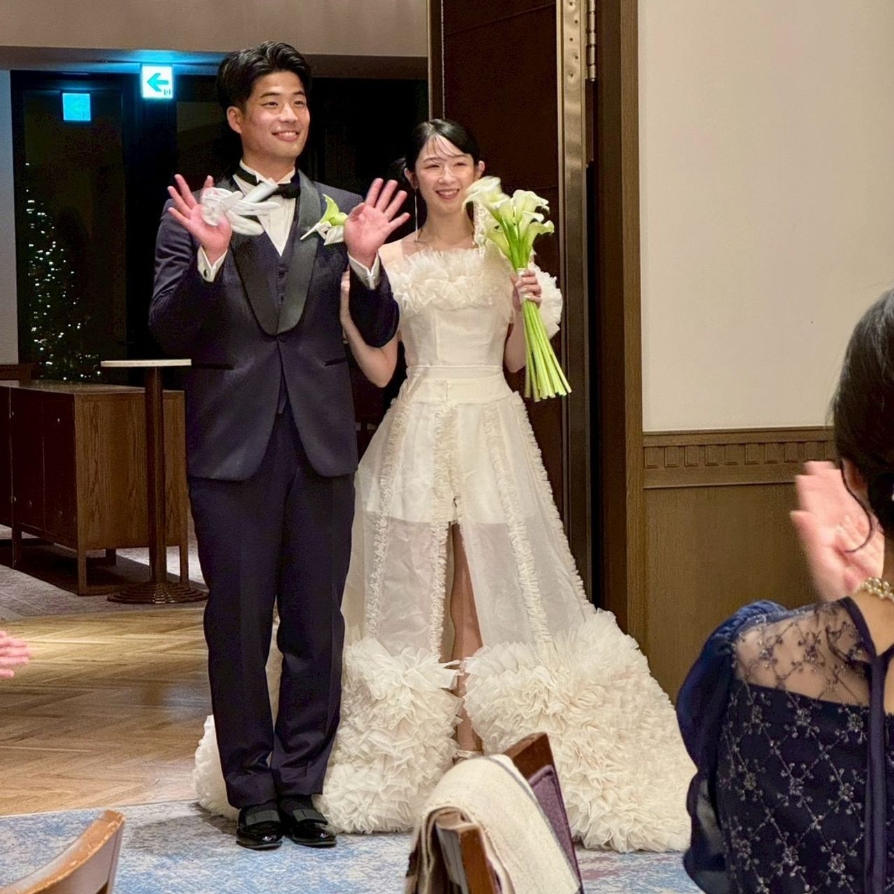 披露宴パーティのカバー写真