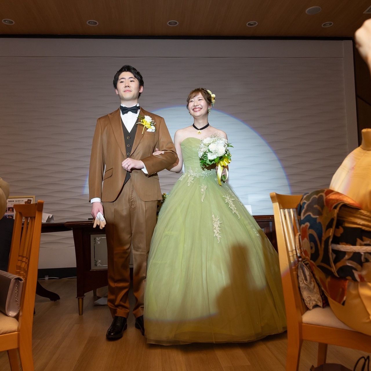 披露宴パーティのカバー写真