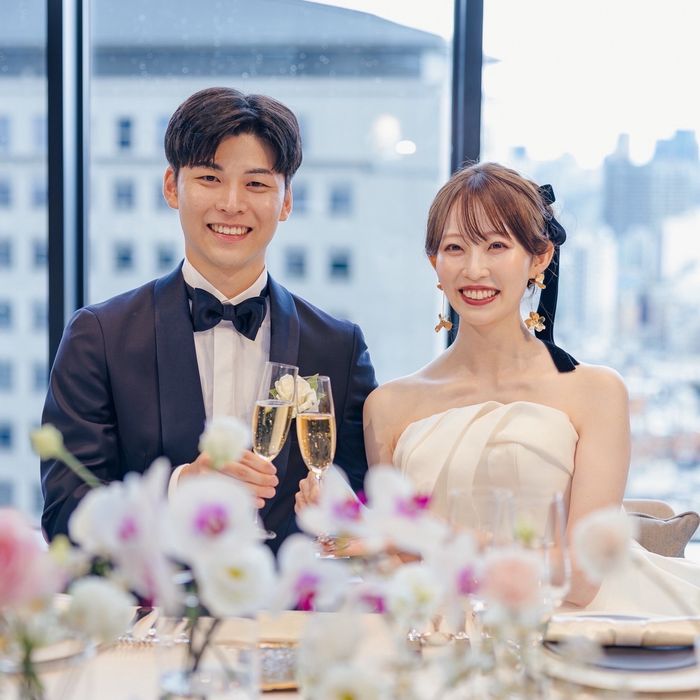 ym.weddingさんの披露宴・挙式カバー写真