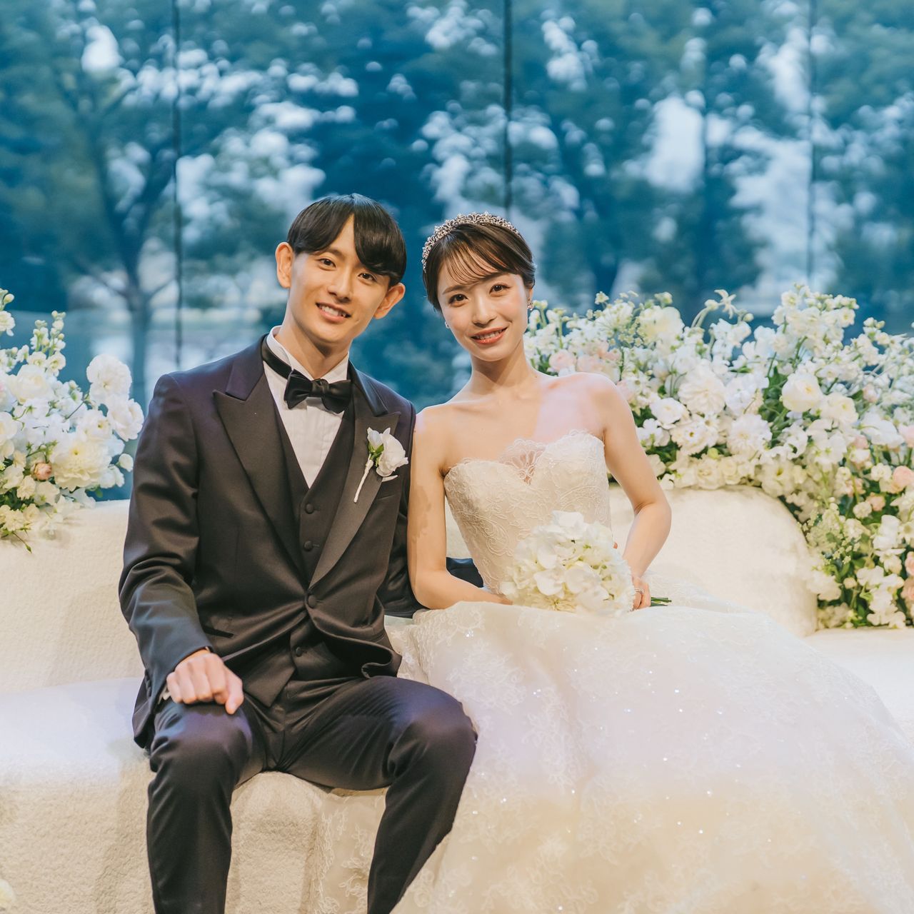 披露宴パーティのカバー写真