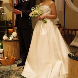 hanakaさんの披露宴・挙式カバー写真