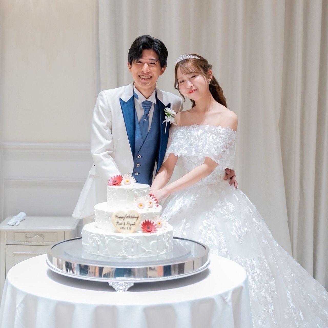 披露宴パーティのカバー写真