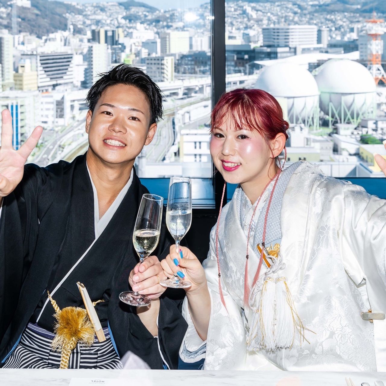 披露宴パーティのカバー写真