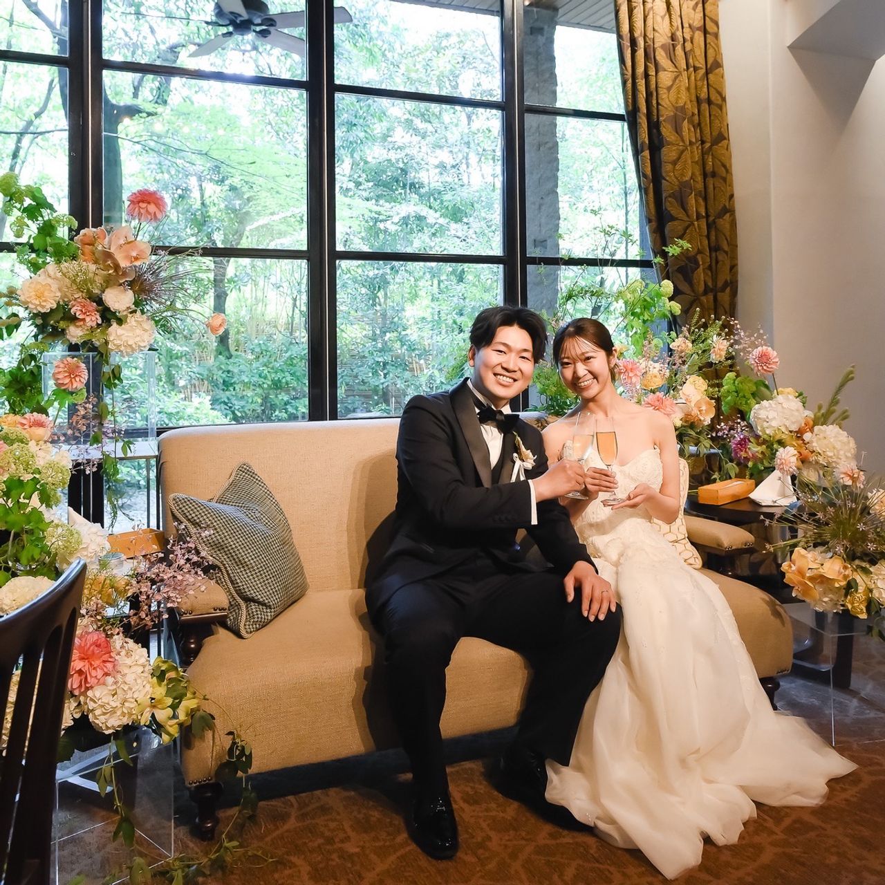 披露宴パーティのカバー写真