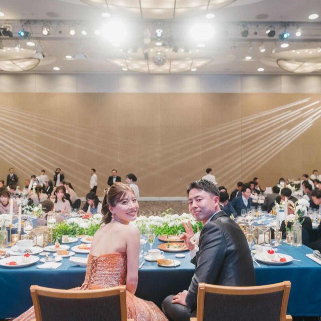 披露宴パーティのカバー写真