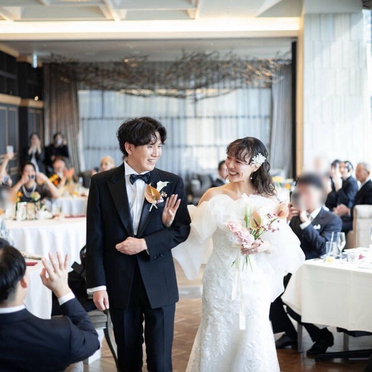 披露宴パーティのカバー写真