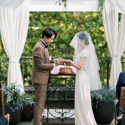 arisa_wd1104_ambさんの披露宴・挙式カバー写真