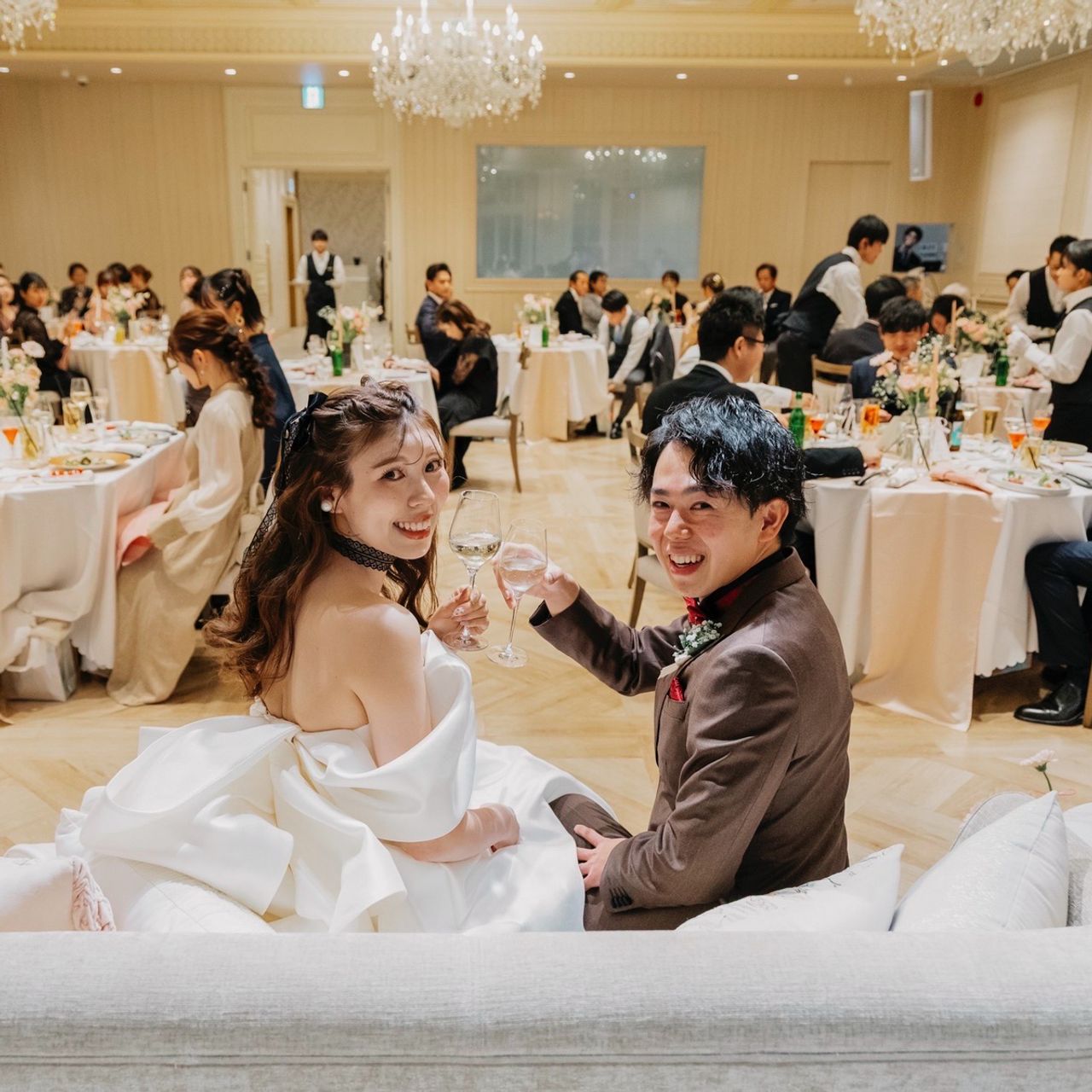 披露宴パーティのカバー写真