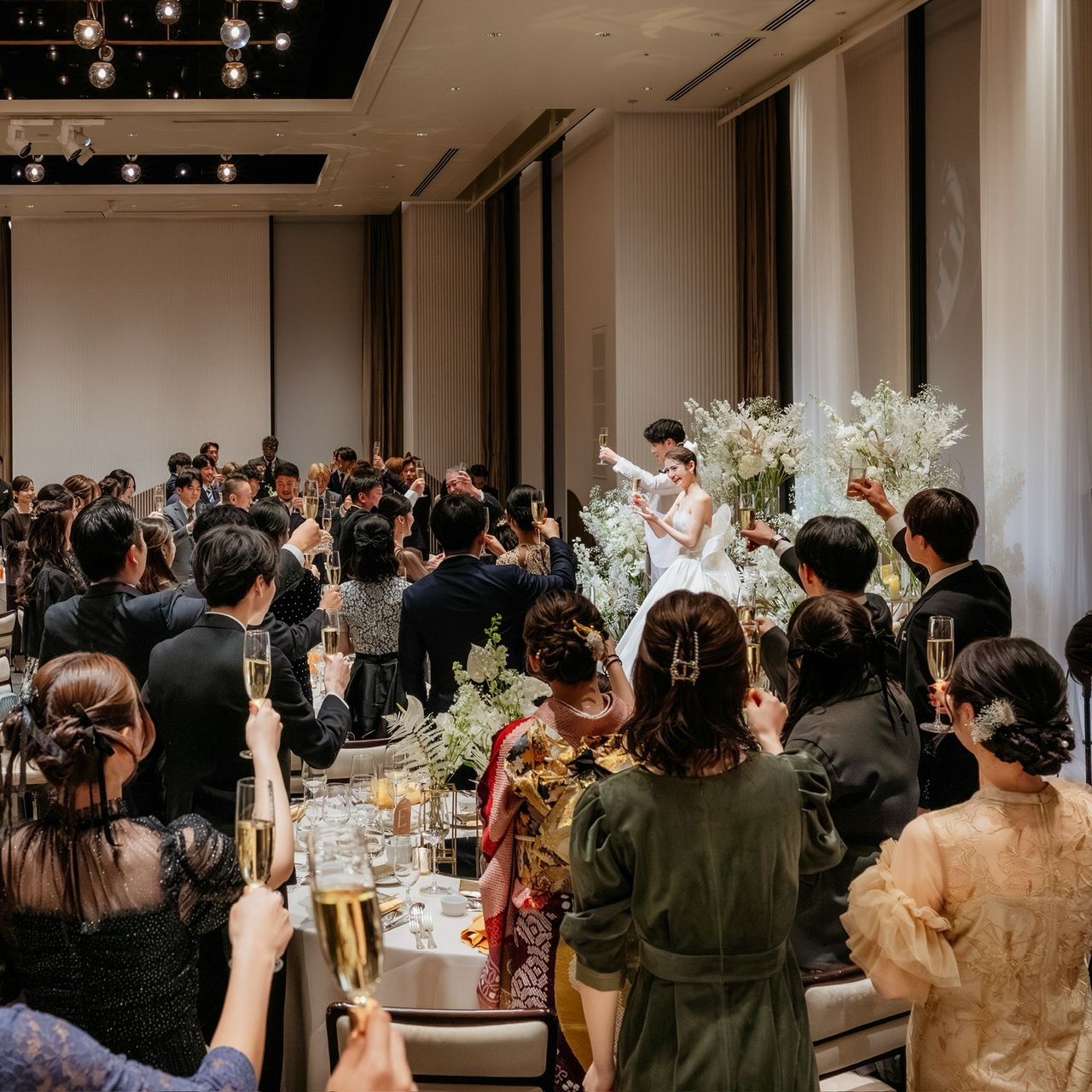 披露宴パーティのカバー写真