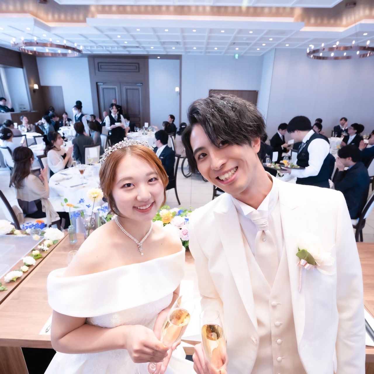 披露宴パーティのカバー写真