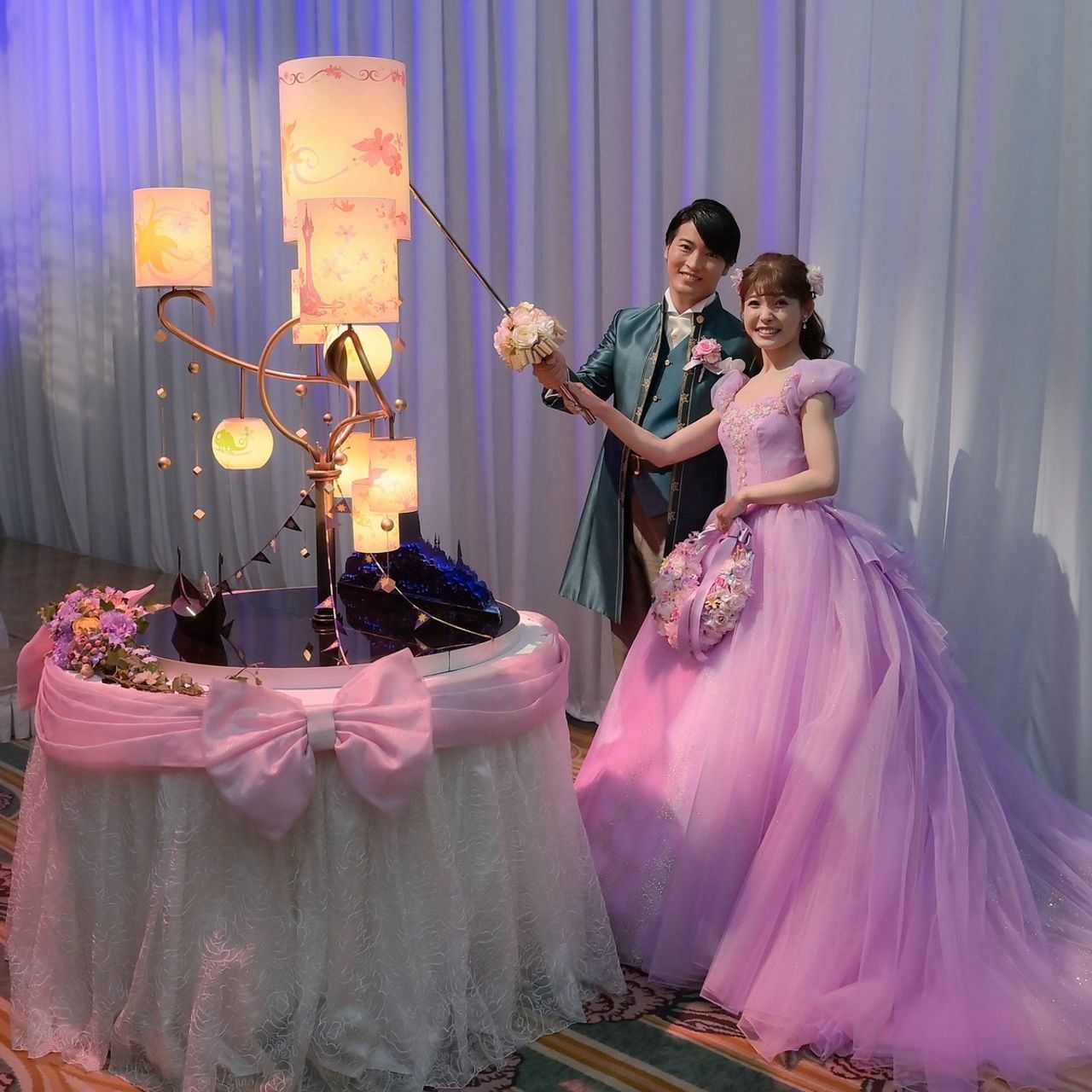 披露宴パーティのカバー写真