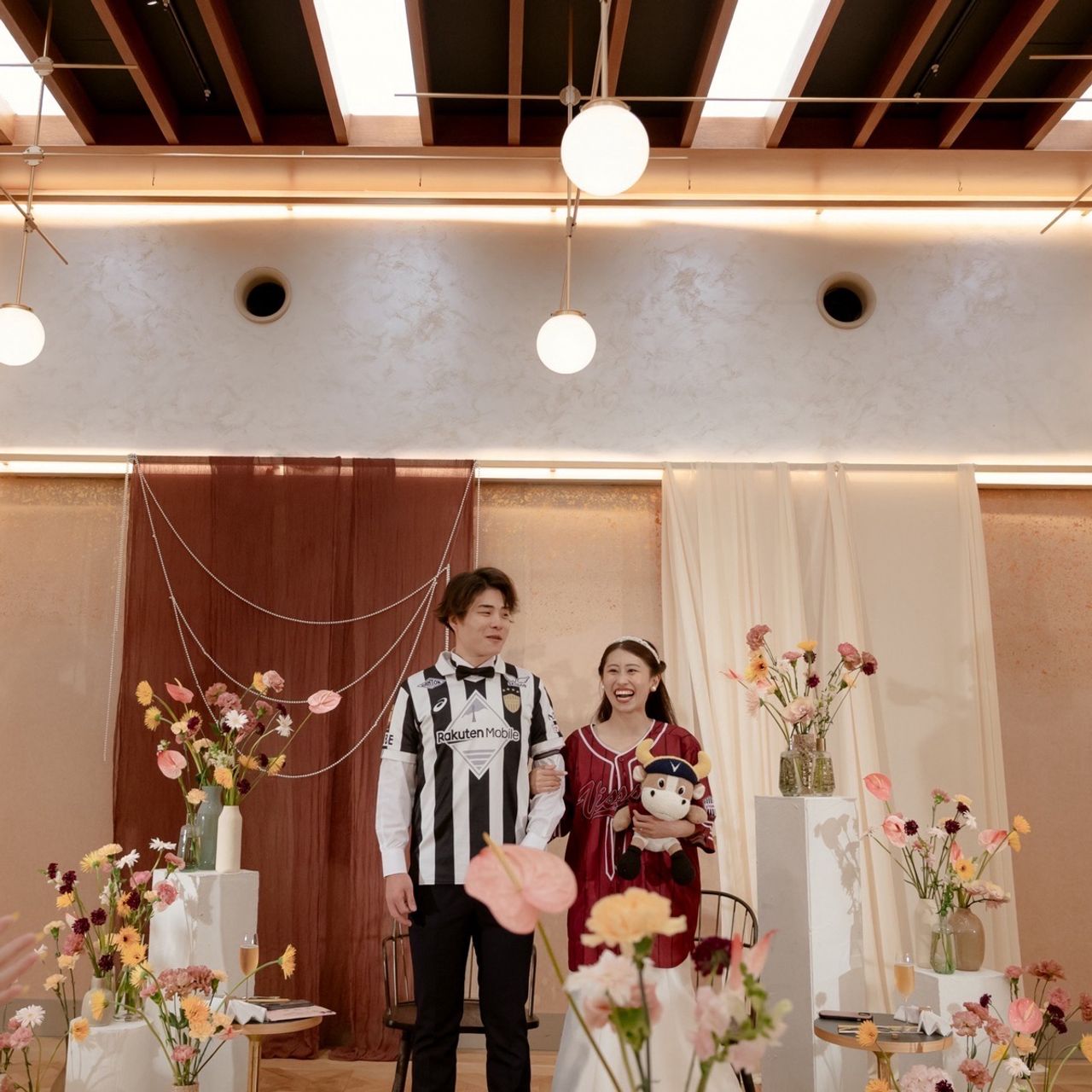 披露宴パーティのカバー写真