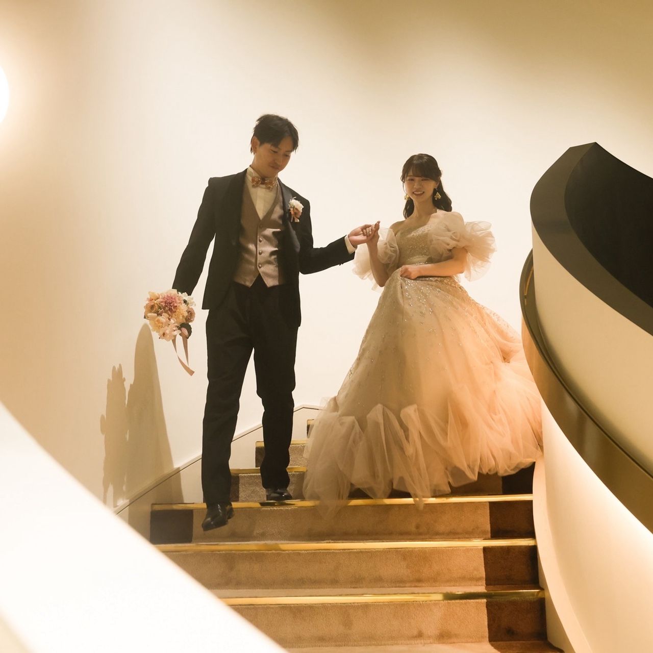 披露宴パーティのカバー写真