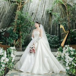 yuriさんの披露宴・挙式カバー写真