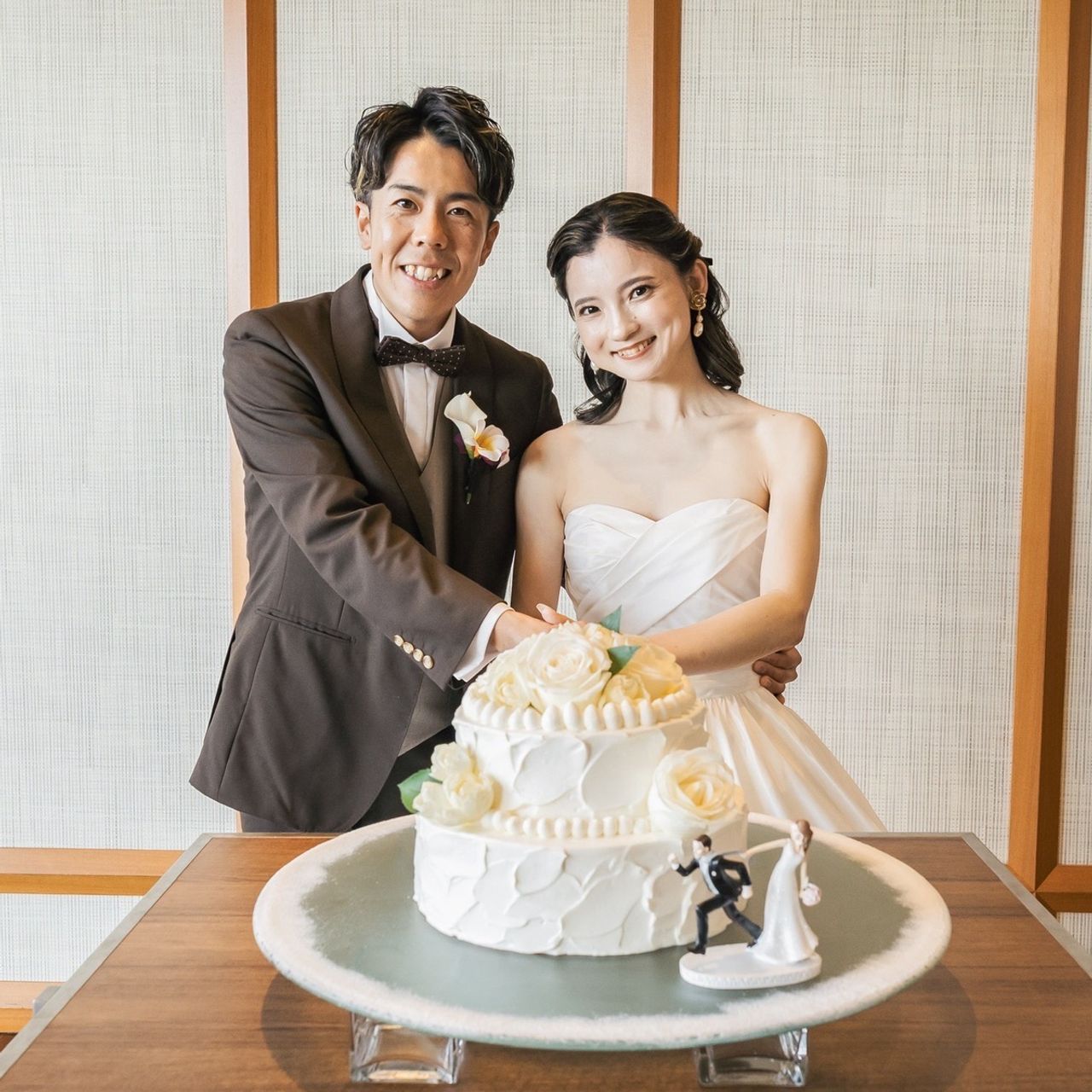 披露宴パーティのカバー写真